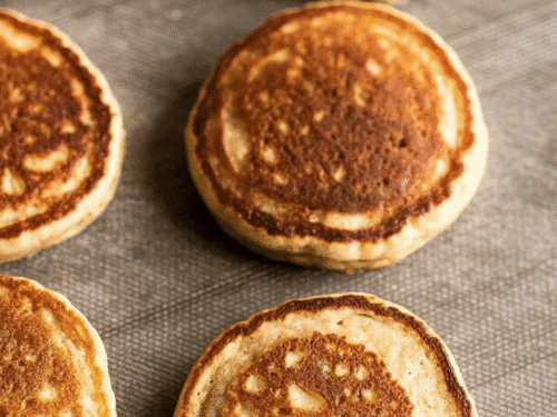 Banana Oatmeal Pancakes