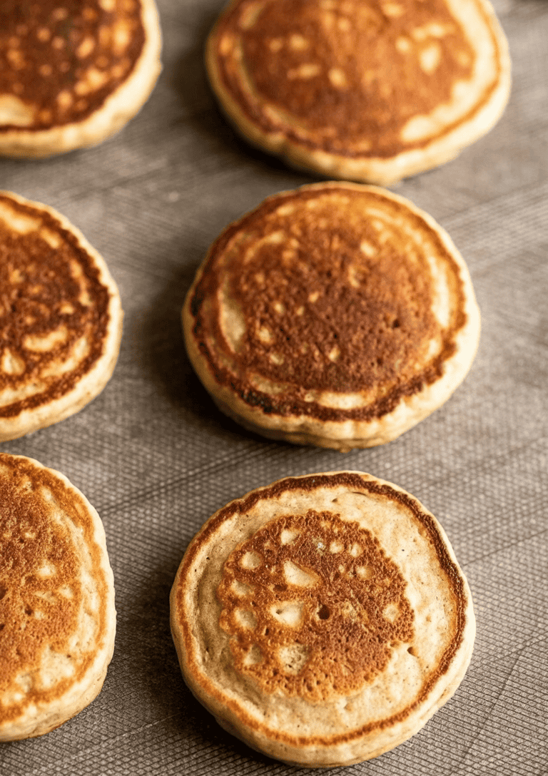 Banana Oatmeal Pancakes
